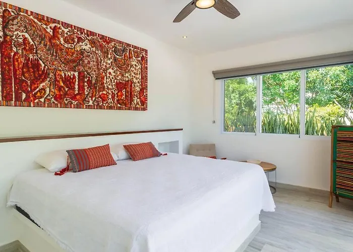 Villa Luxury Private 3bed Villa, Garden, Pool,security Tulum